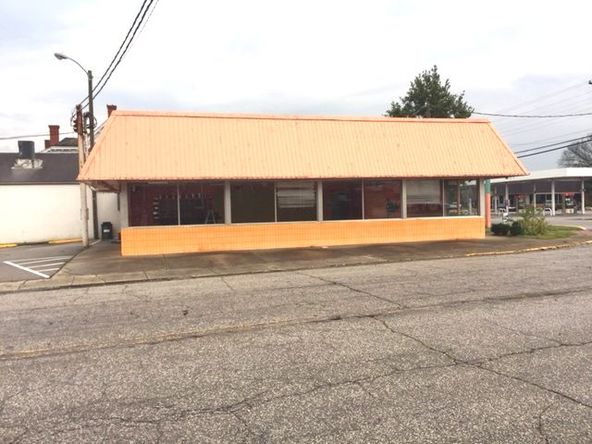 51 Main St, Shelbyville, KY 40065